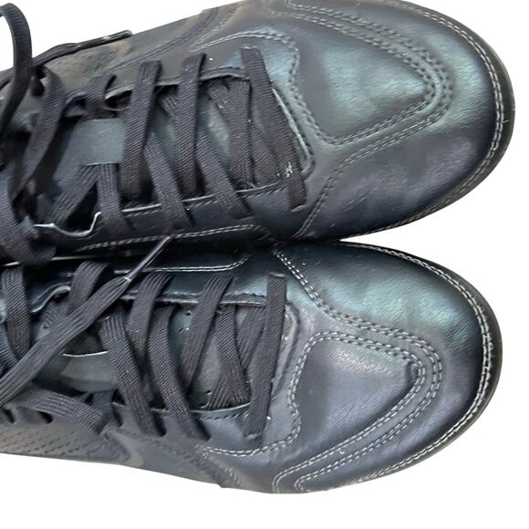 Nike Tiempo Legend Soccer Cleats Black Football Shoes Athletic Spikes Size 6.5 - Picture 3 of 7